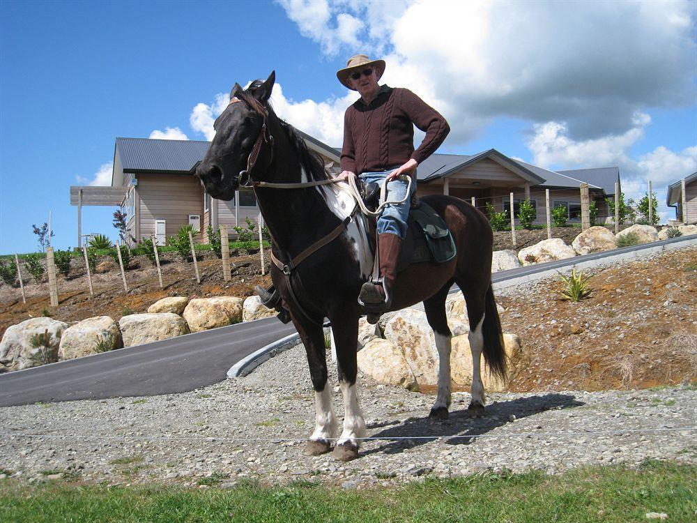 Kaimai Country Lodge กาติกาติ ภายนอก รูปภาพ