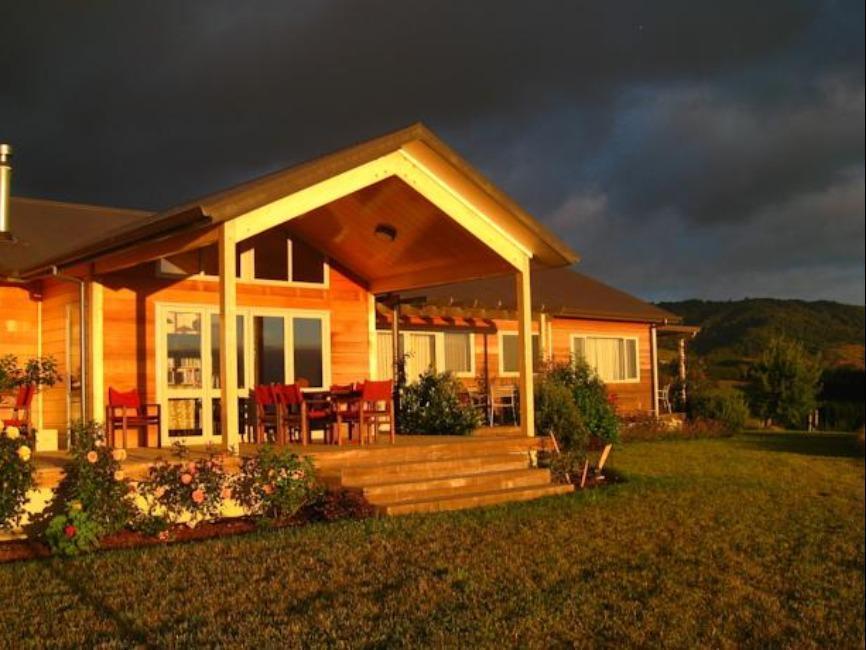 Kaimai Country Lodge กาติกาติ ภายนอก รูปภาพ